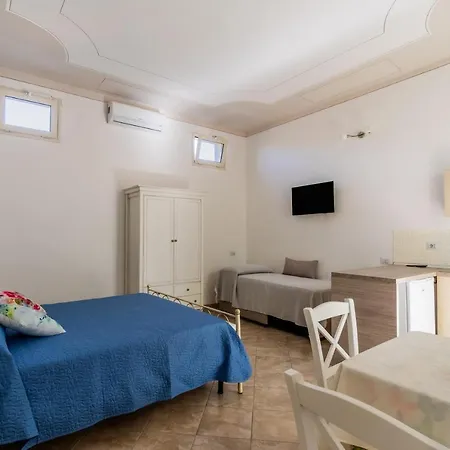 Apartment Azzurro 2 *